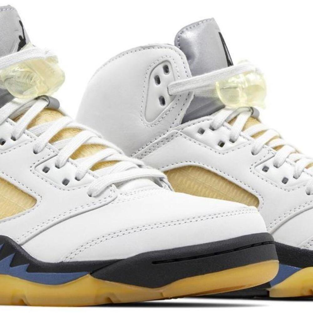 Size 13W / 11.5M - A Ma Maniére x Air Jordan 5 Retro Dawn W